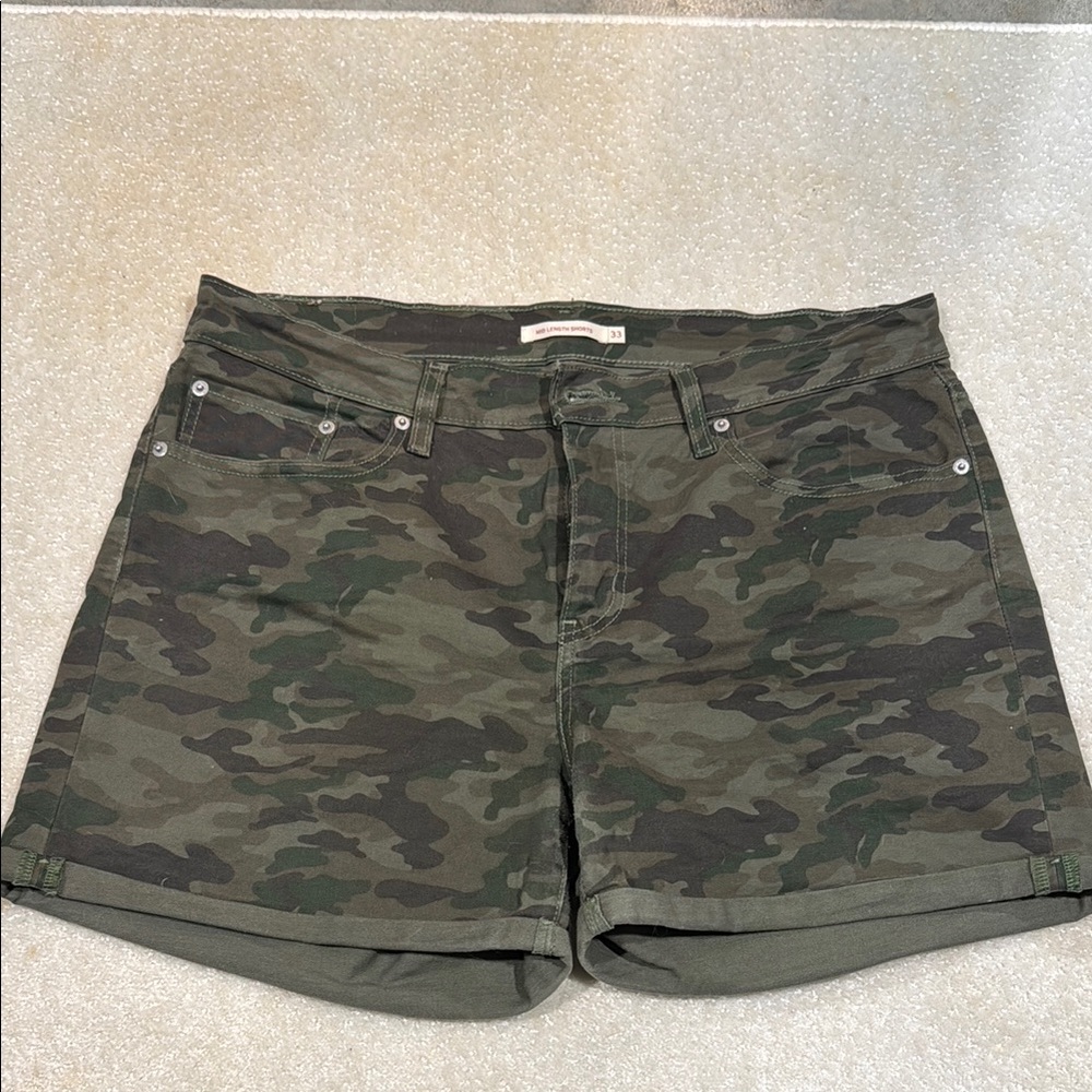 Levi Camo Women's Shorts